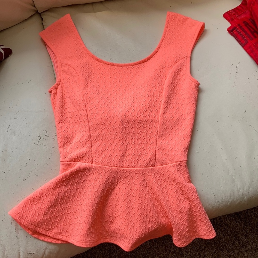 Body Central Small Top